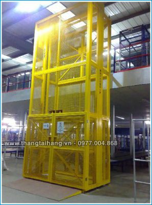 Cách sử dụng thang tời hàng an toàn